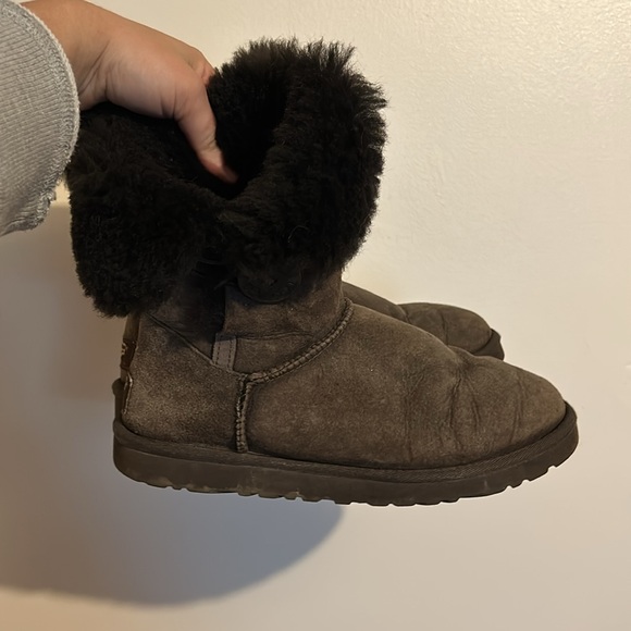 Women’s UGG boots - Picture 4 of 8